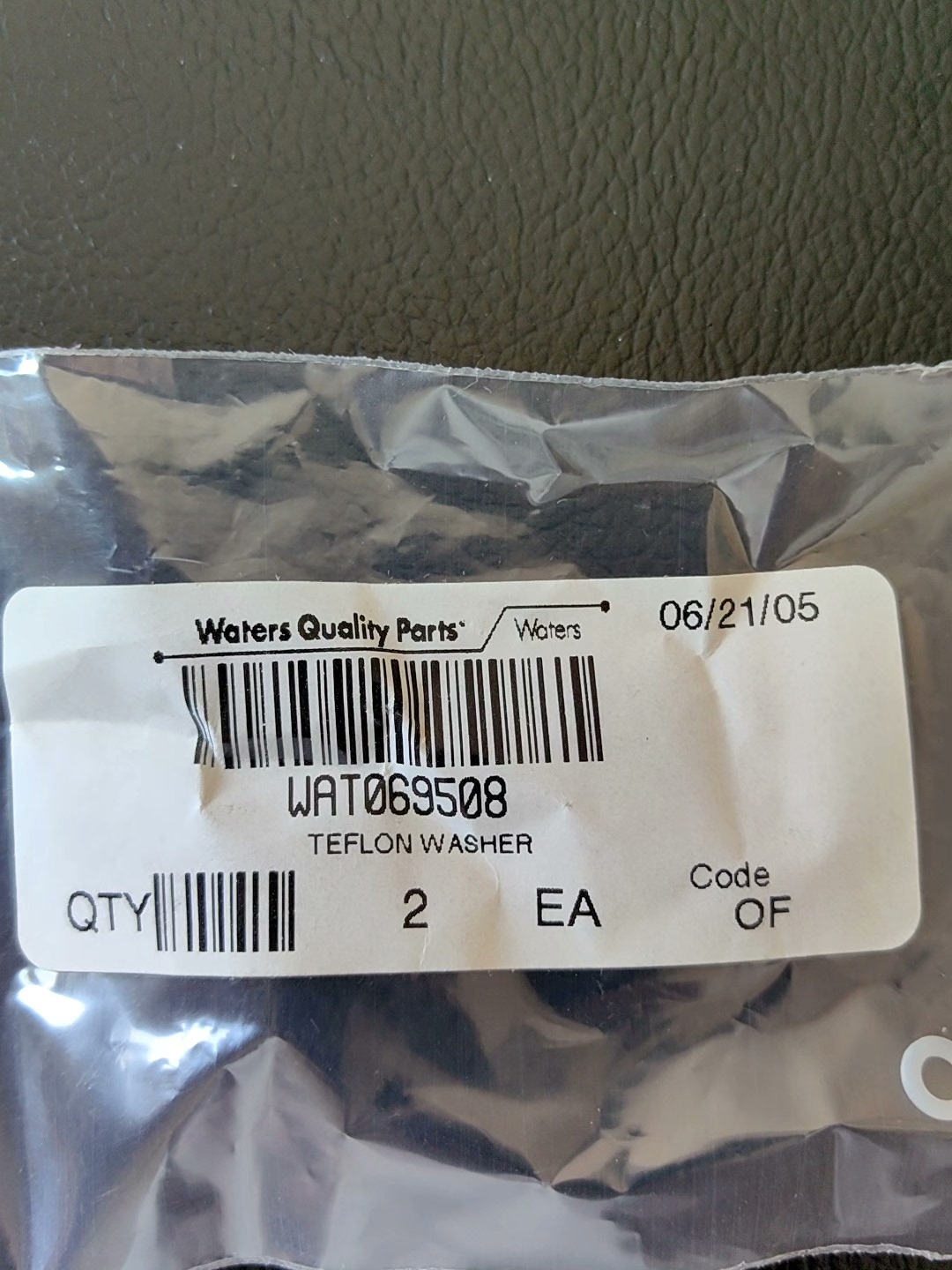 Waters prepares the liquid phase infusion pump spring WAT069507, piston rod WAT069506, WAT069508 real-life photography